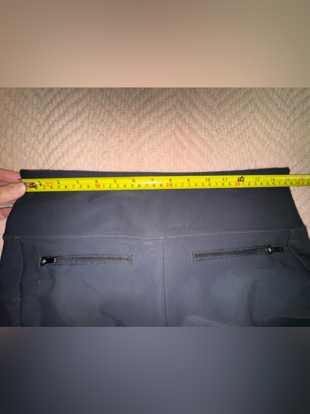 Athleta Stellar Crop Pants Black Pull On Travel Career Pants Size M EUC - Picture 9 of 12